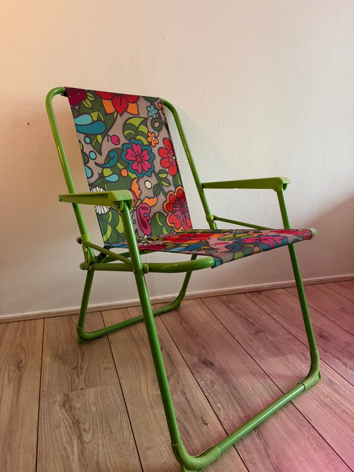Vintage floral klapstoeltje, Ophalen, Zo goed als nieuw