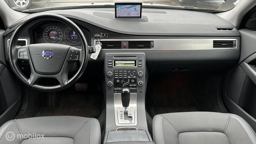 Volvo V70 2.5T Momentum 230PK / AUTOMAAT / NAVI, Parkeersensor, 93 €/maand, Euro 4, Geïmporteerd