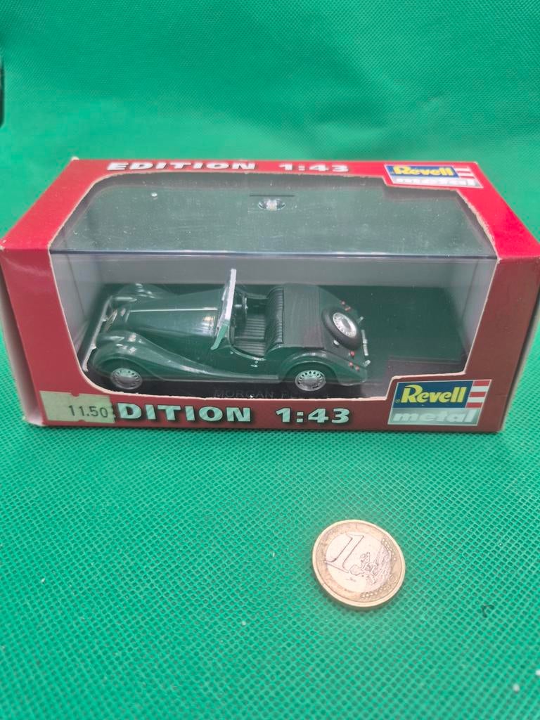 146 Morgan plus 4 1/43 Revell, Hobby en Vrije tijd, Modelauto's | 1:43, Ophalen of Verzenden, Zo goed als nieuw, Auto