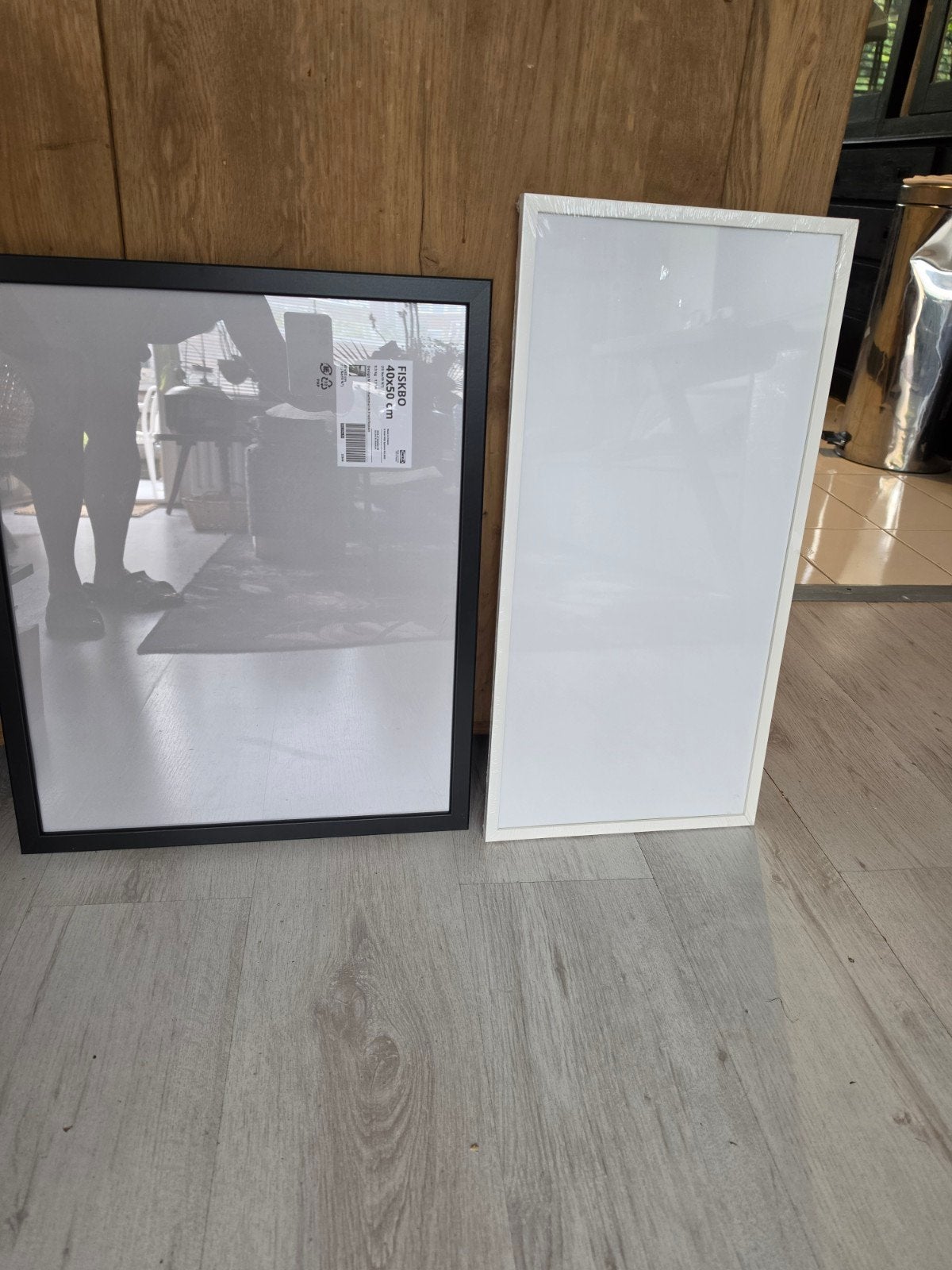 Gratis Nieuwe IKEA Fiskbo en Edsby White fotolijsten, Huis en Inrichting, Ophalen, Kunststof, Nieuw, Fotolijst