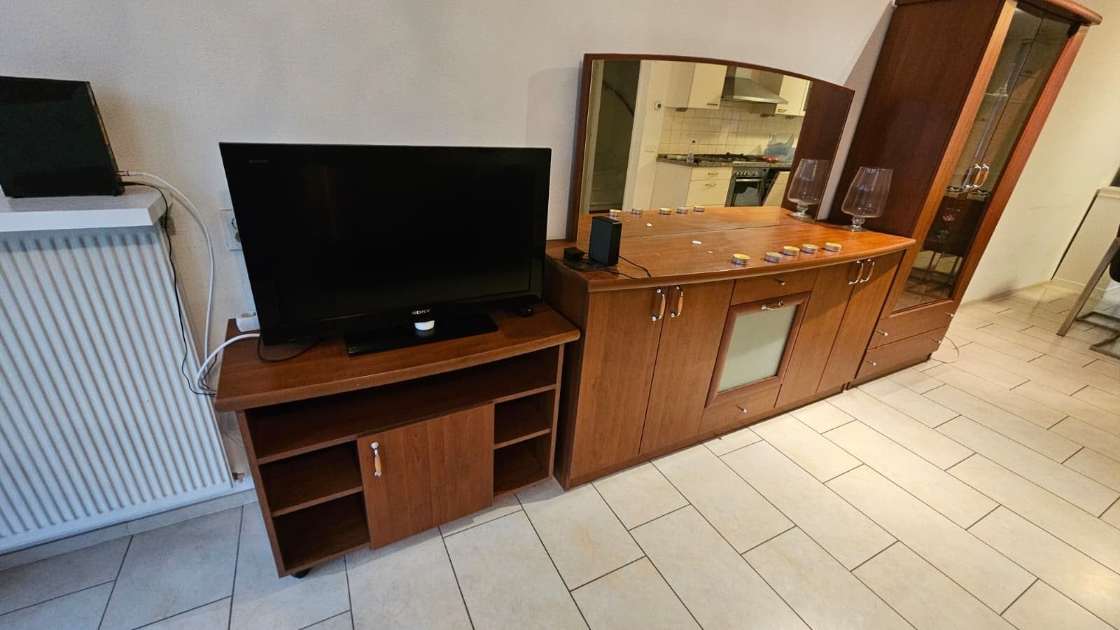Complete houten meubelset: vitrinekast, dressoir, tv-meubel, Gebruikt, Met deur(en), 200 cm of meer, Klassiek