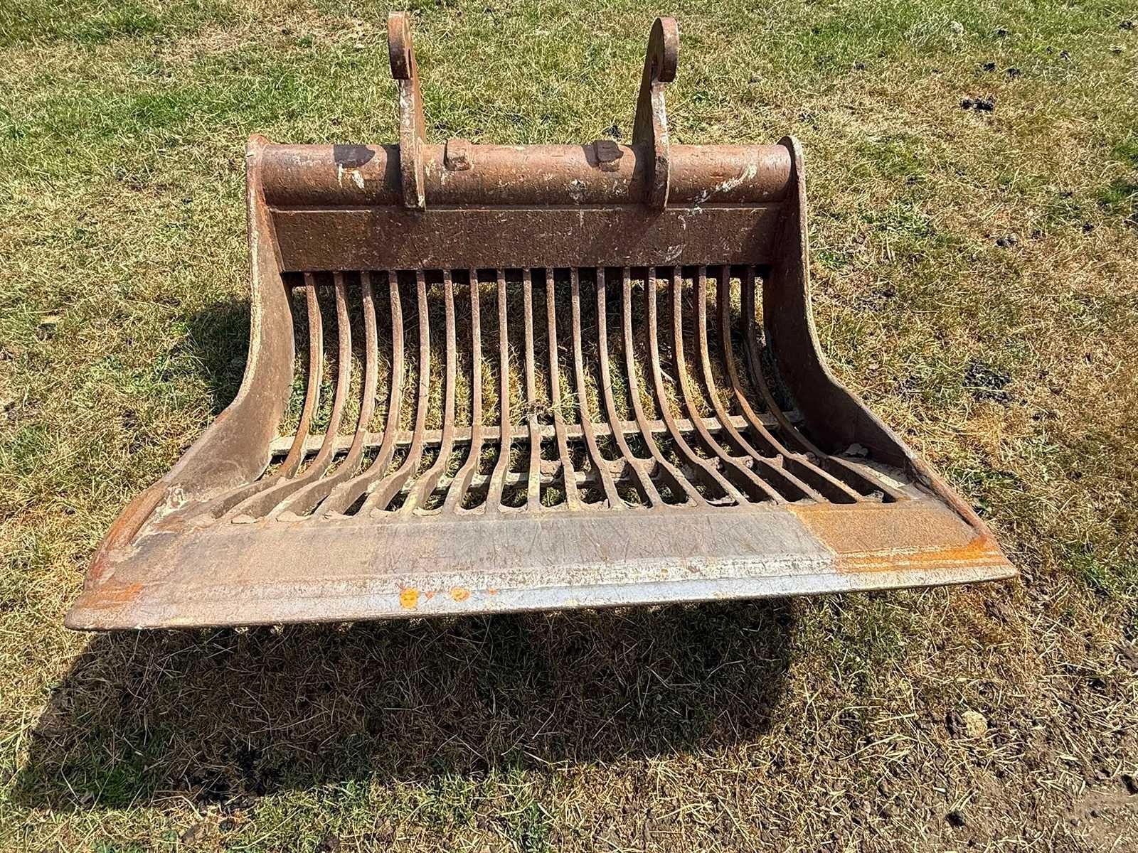 Attachment Puinbak