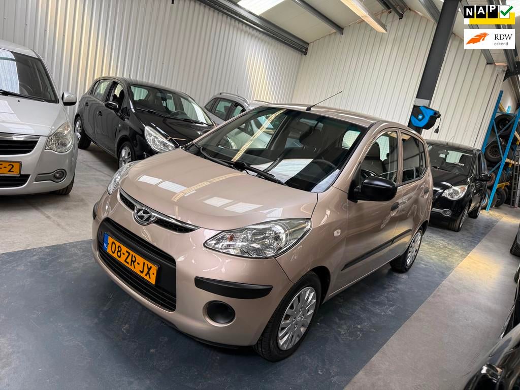 Hyundai I10 1.1 Active Cool AUTOMAAT/AIRCO/NAP/APK, Gebruikt, 31 €/maand, 4 cilinders, Metallic lak