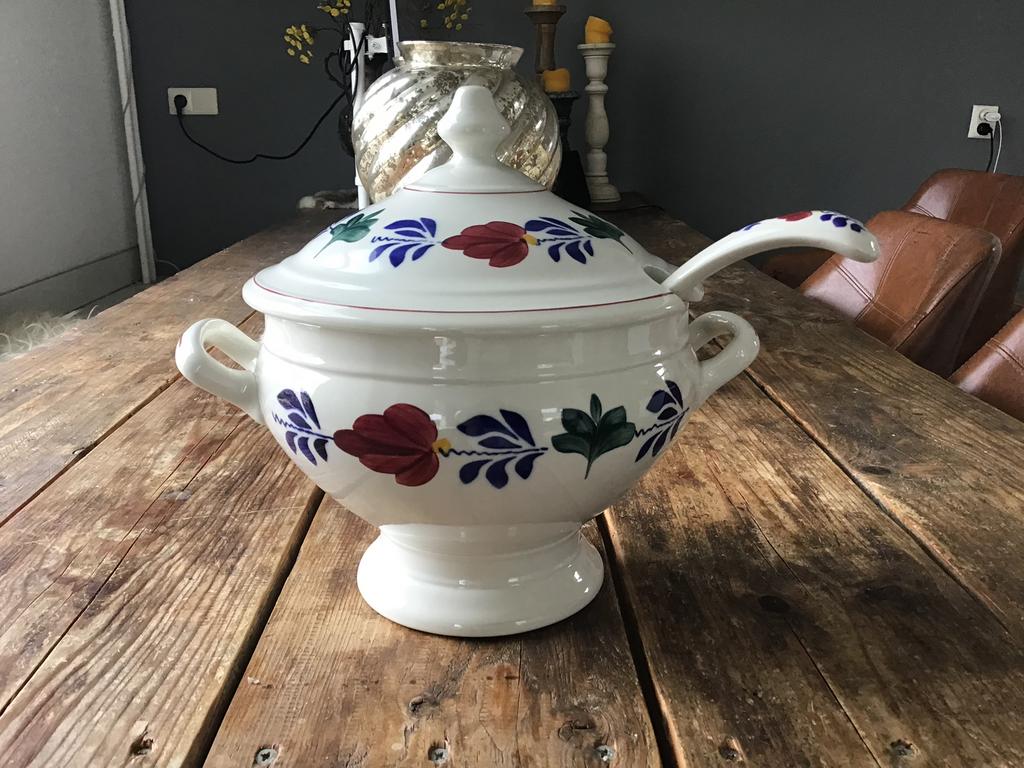 Grote BOCH Boerenbont Soepterrine schaal met lepel, Antiek en Kunst, Antiek | Servies los, Ophalen of Verzenden