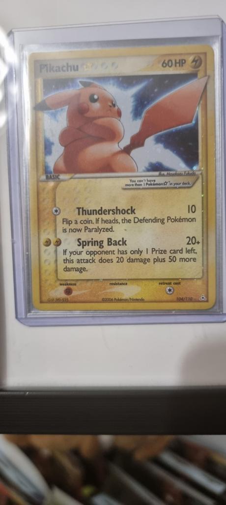 Pikachu Pokémon kaart 104/110 EX Holon Phantoms, Ophalen of Verzenden, Gebruikt, Losse kaart, Foil
