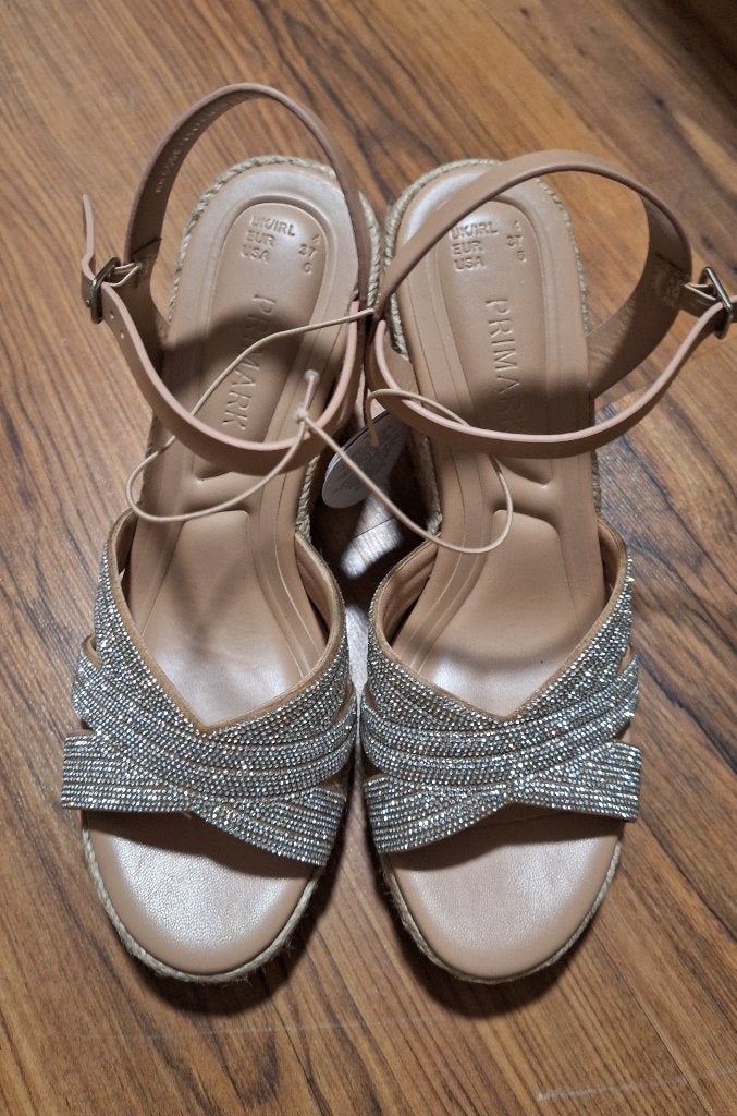 NIEUW espadrille sandalen met sleehak & strass-steentjes -37, Primark, Beige, Nieuw, Ophalen of Verzenden