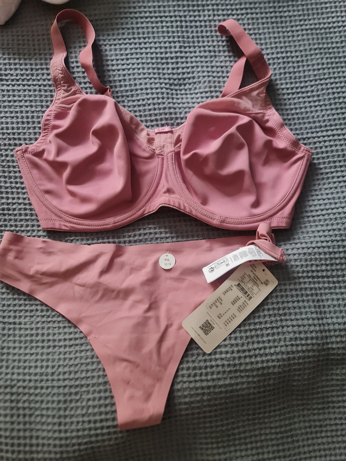 Hunkemöller minimizer bh en string - nieuwstaat, Hunkemöller, Ophalen of Verzenden, Roze, BH