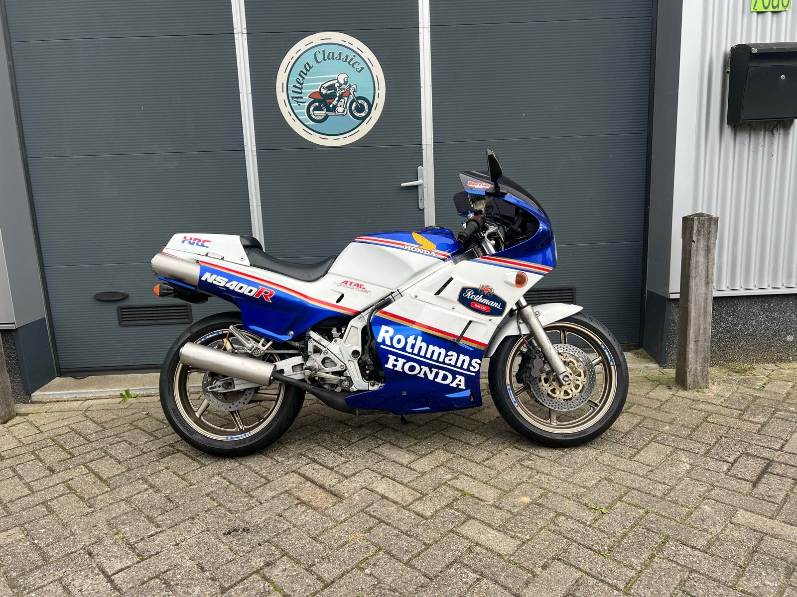 Honda NS400R NC19 Rothmans - Japanse papieren, lopend, Motoren, 3 cilinders, Super Sport, Gebruikt, Bedrijf
