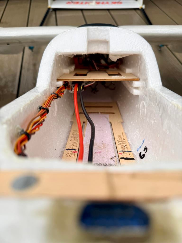 SonicModell SkyHunter FPV Vliegtuig 1800mm RTF 1300Mhz, Ophalen of Verzenden, Zo goed als nieuw, Elektro, RTF (Ready to Fly)