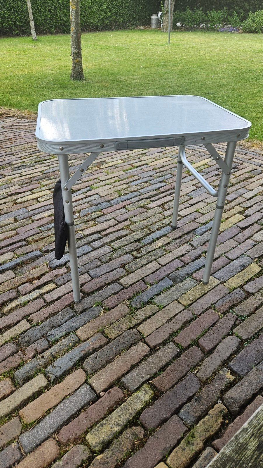 Ventura Campingtafel - Compact, Weer- en Hittebestendig, Caravans en Kamperen, Kampeermeubelen, Ophalen of Verzenden, Campingtafel
