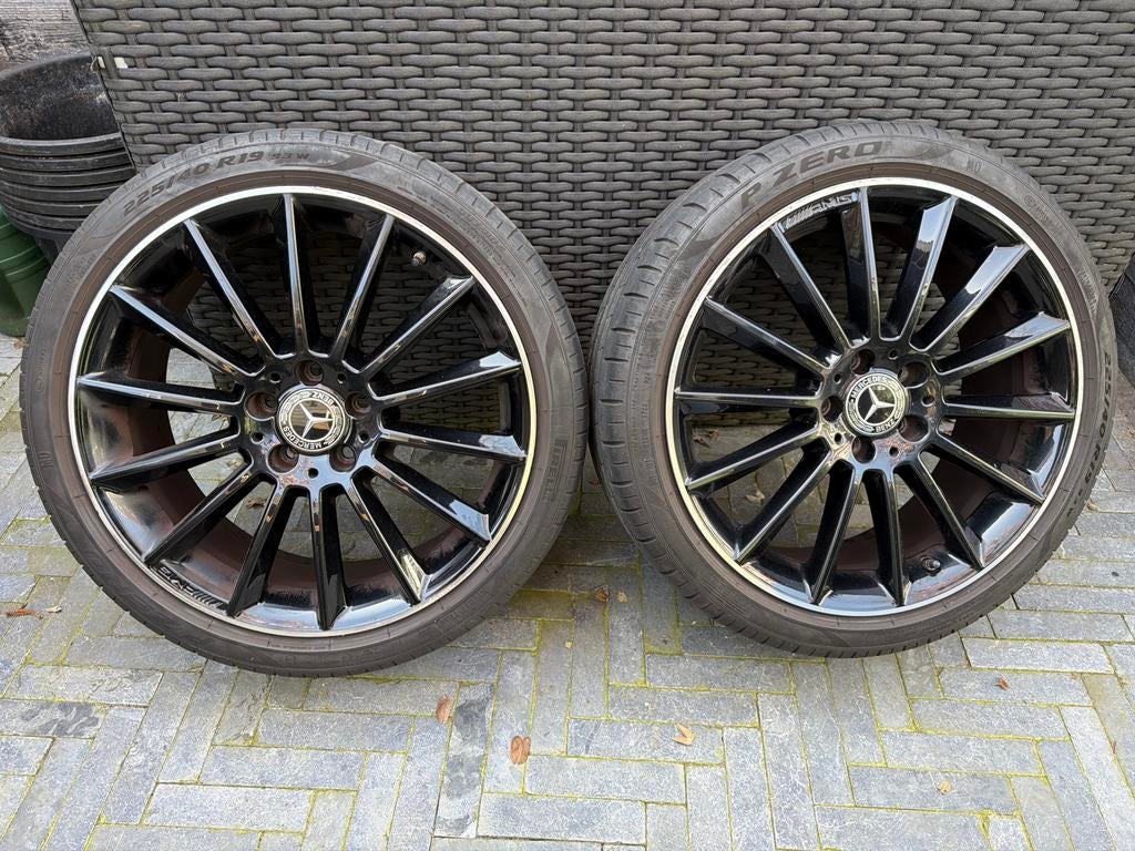 2 Originele Mercedes Benz AMG velgen met Pirelli P-Zero, Gebruikt, Banden en Velgen, Personenwagen, Ophalen