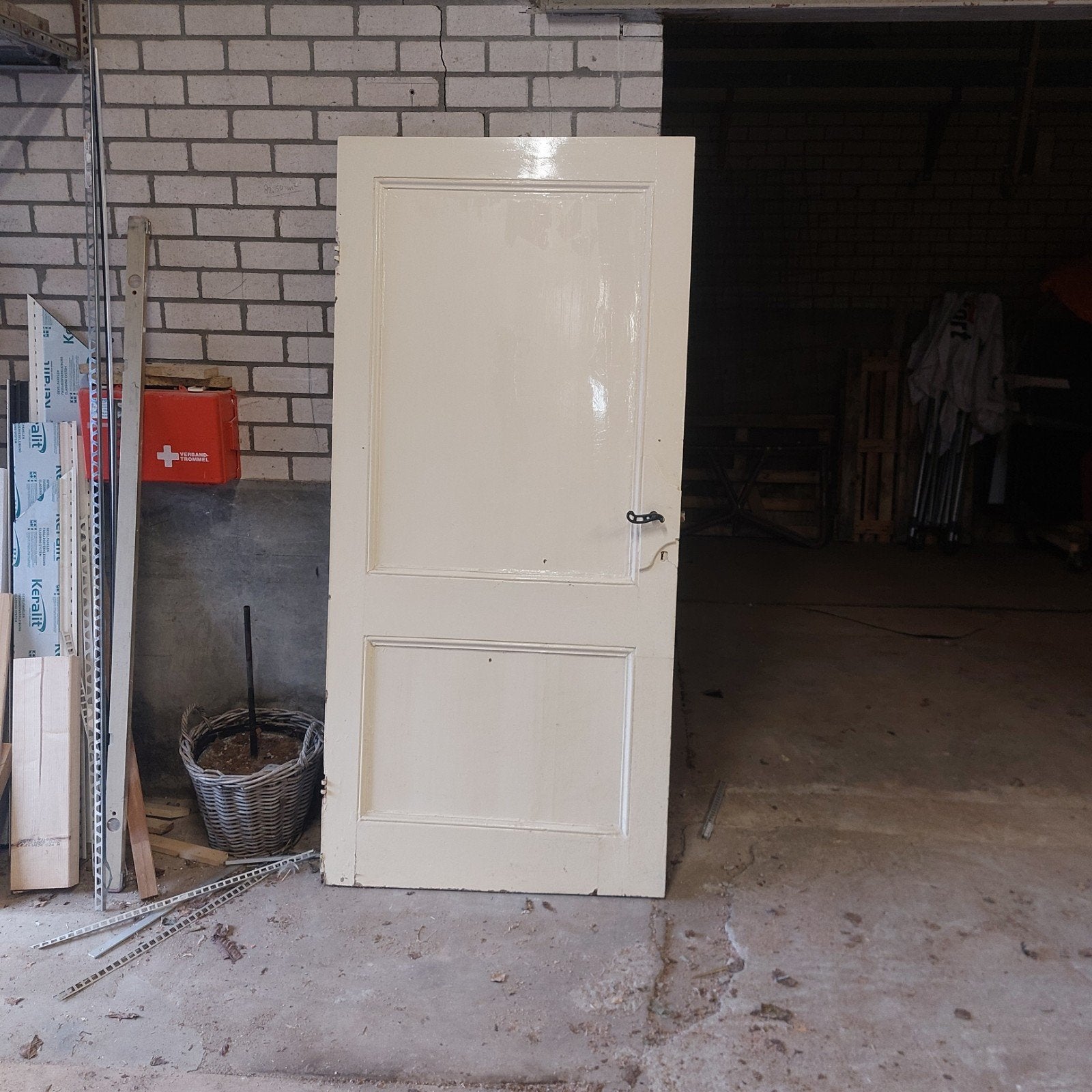 Originele Oude paneeldeur met bossing panelen, Ophalen, Gebruikt, Binnendeur, 200 tot 215 cm
