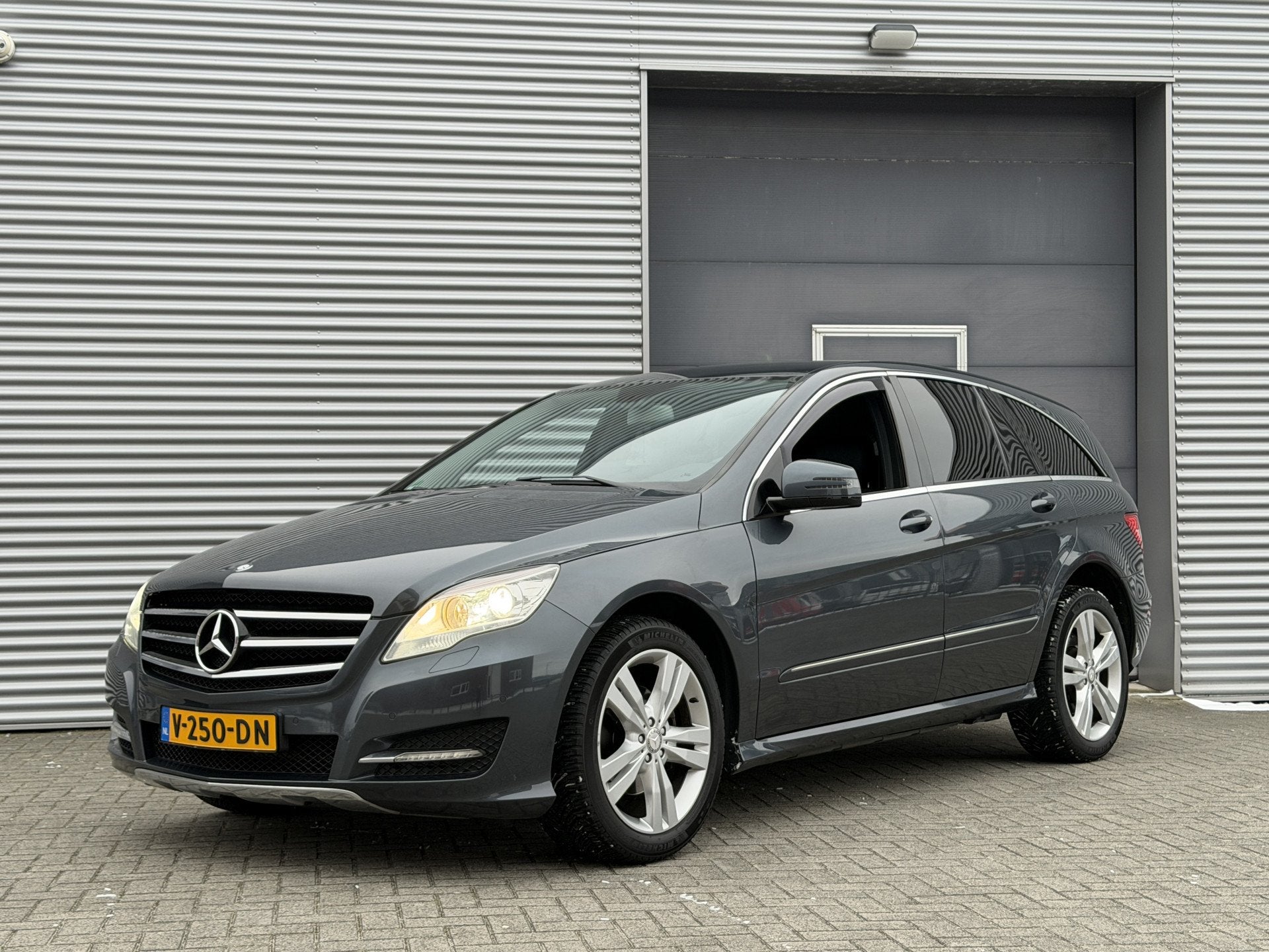 Mercedes-Benz R-Klasse 350 CDI I Aut. I Grijs kenteken I 117, Automaat, Euro 5, Gebruikt, Zwart