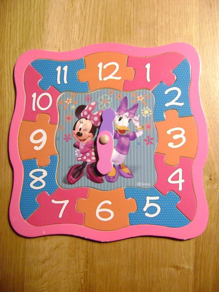 Minnie Mouse houten puzzel klok, Gebruikt, 10 tot 50 stukjes, Ophalen of Verzenden, Van hout