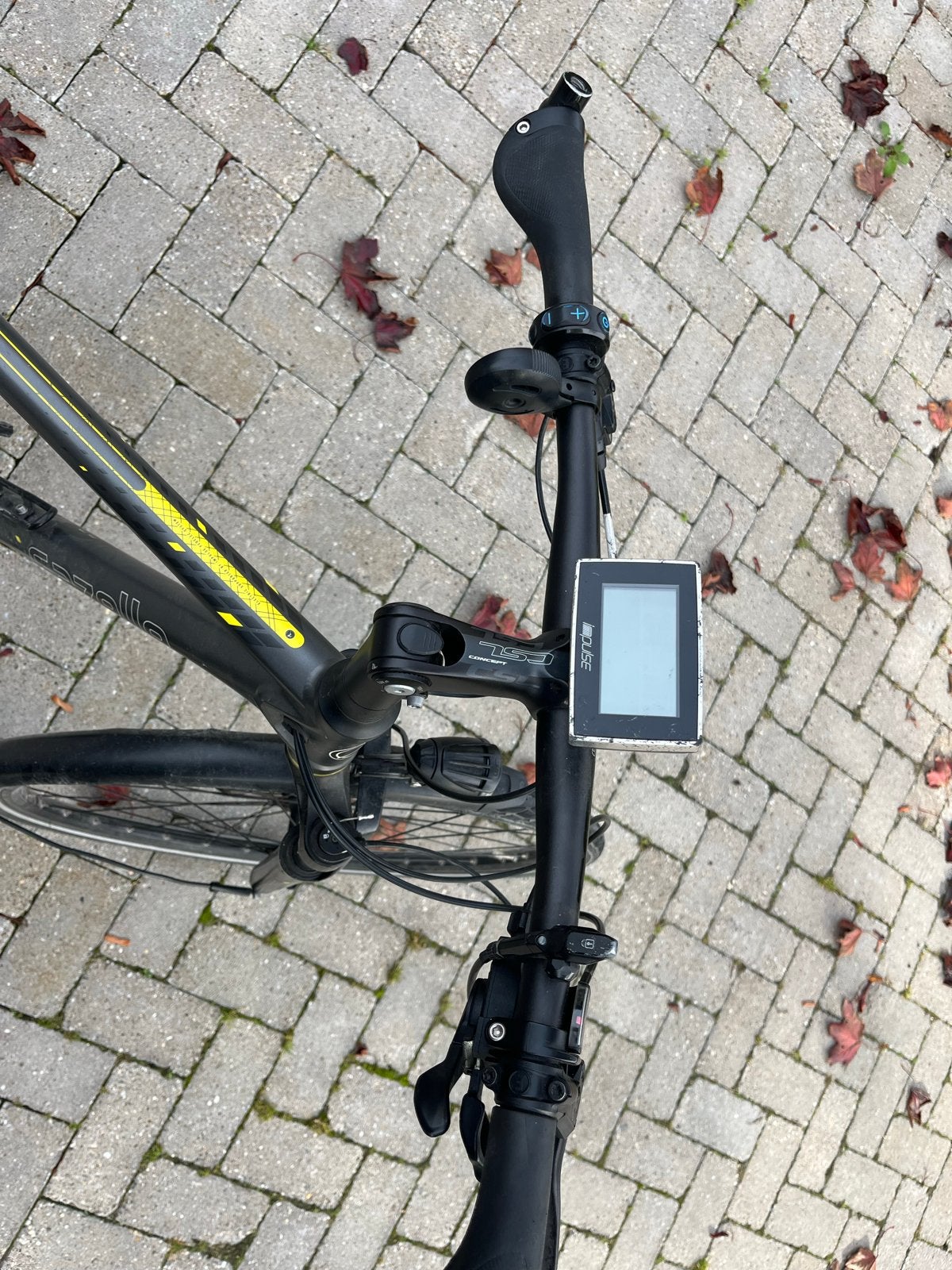 Foto 13 van Gazelle E-bike met defecte trapondersteuning, 2 accu's