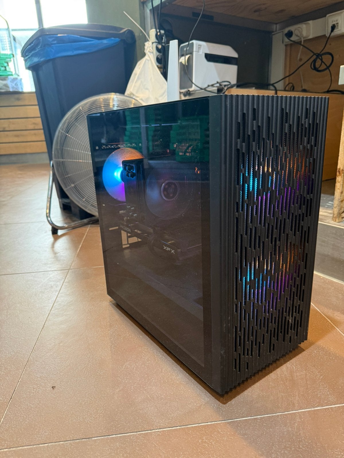 Gaming PC + Dell 27" 1440p 144Hz Monitor, 1 speler, Ophalen of Verzenden, Zo goed als nieuw, Overige genres