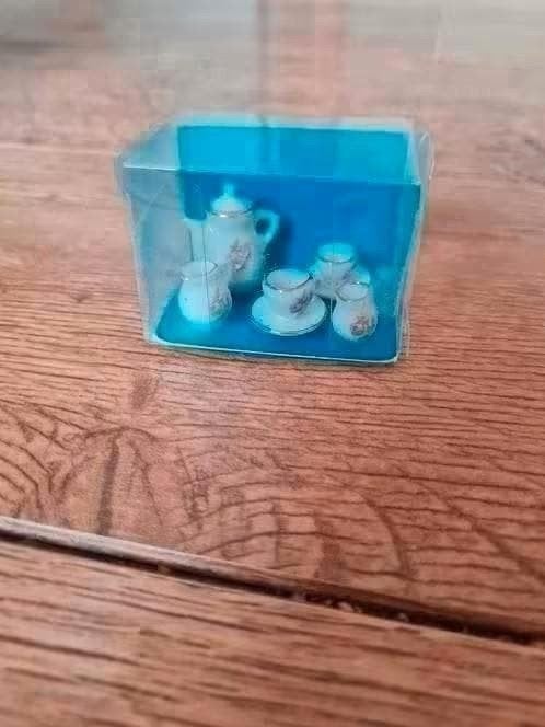 Dora Kuhn Miniatuur Koffieserviesje, Verzamelen, Ophalen of Verzenden, Gebruikt