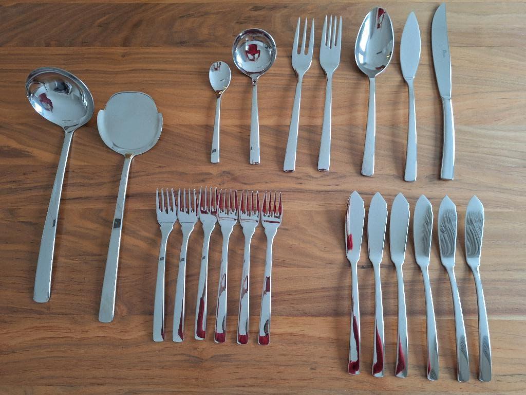 Sola bestek 18/10, nooit gebruikt, o.a. 6 viscouverts, Huis en Inrichting, Ophalen of Verzenden, Nieuw, Overige materialen, Los bestek