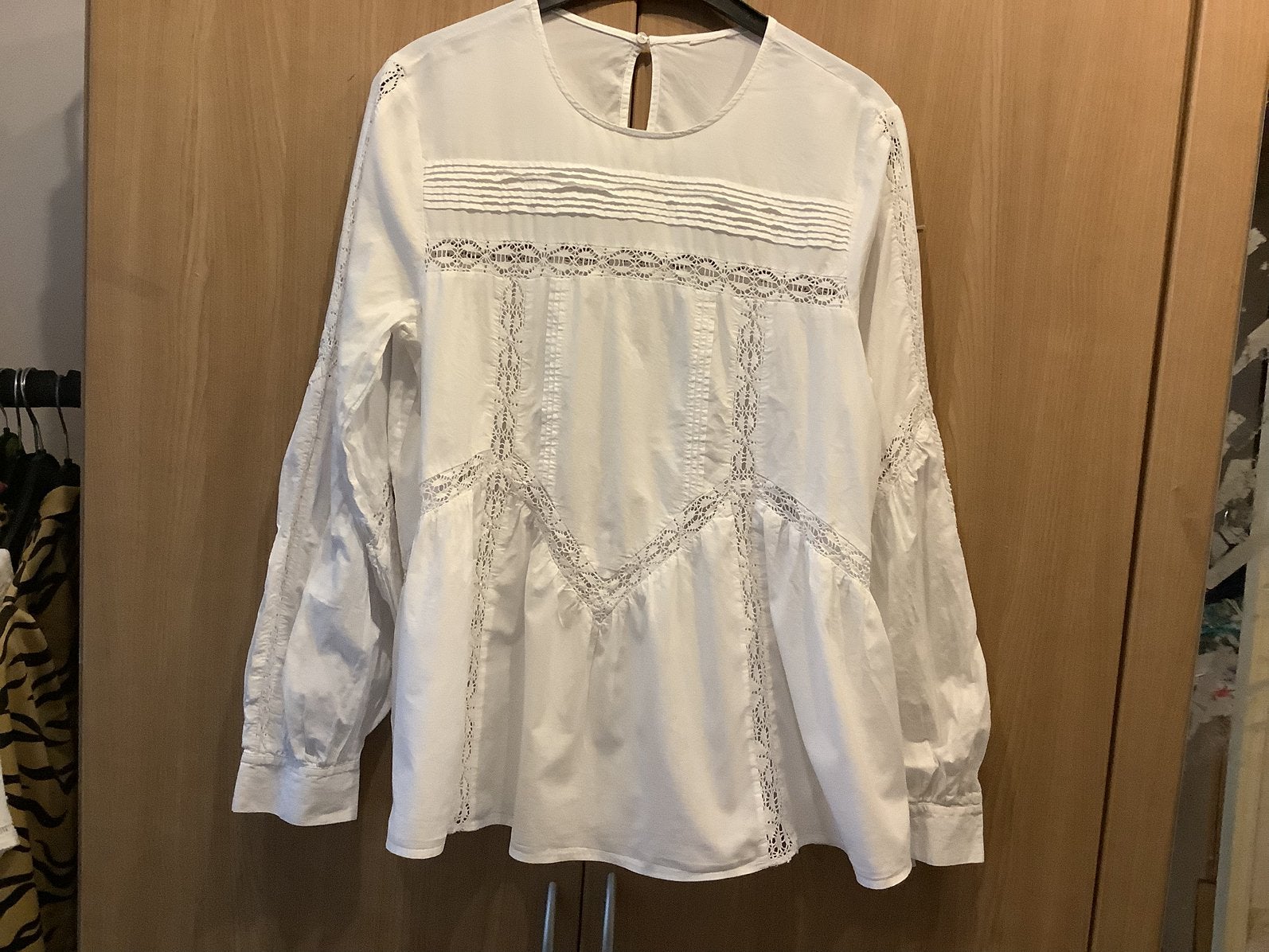 Bloes mt M.   wit., Verzenden, Nieuw, Maat 38/40 (M), Wit