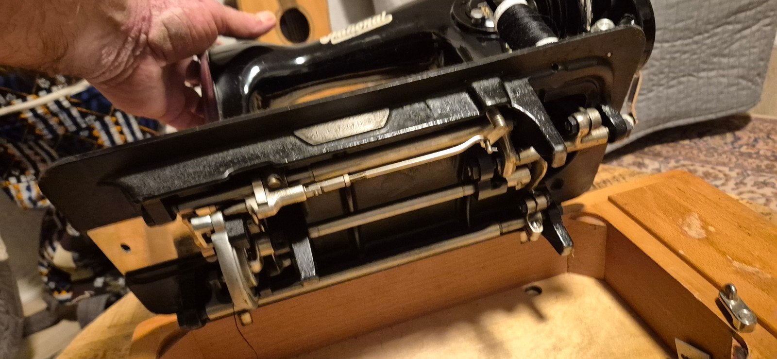 Antieke National Naaimachine met handzwengel, Ophalen, Gebruikt, Naaimachine, Overige merken