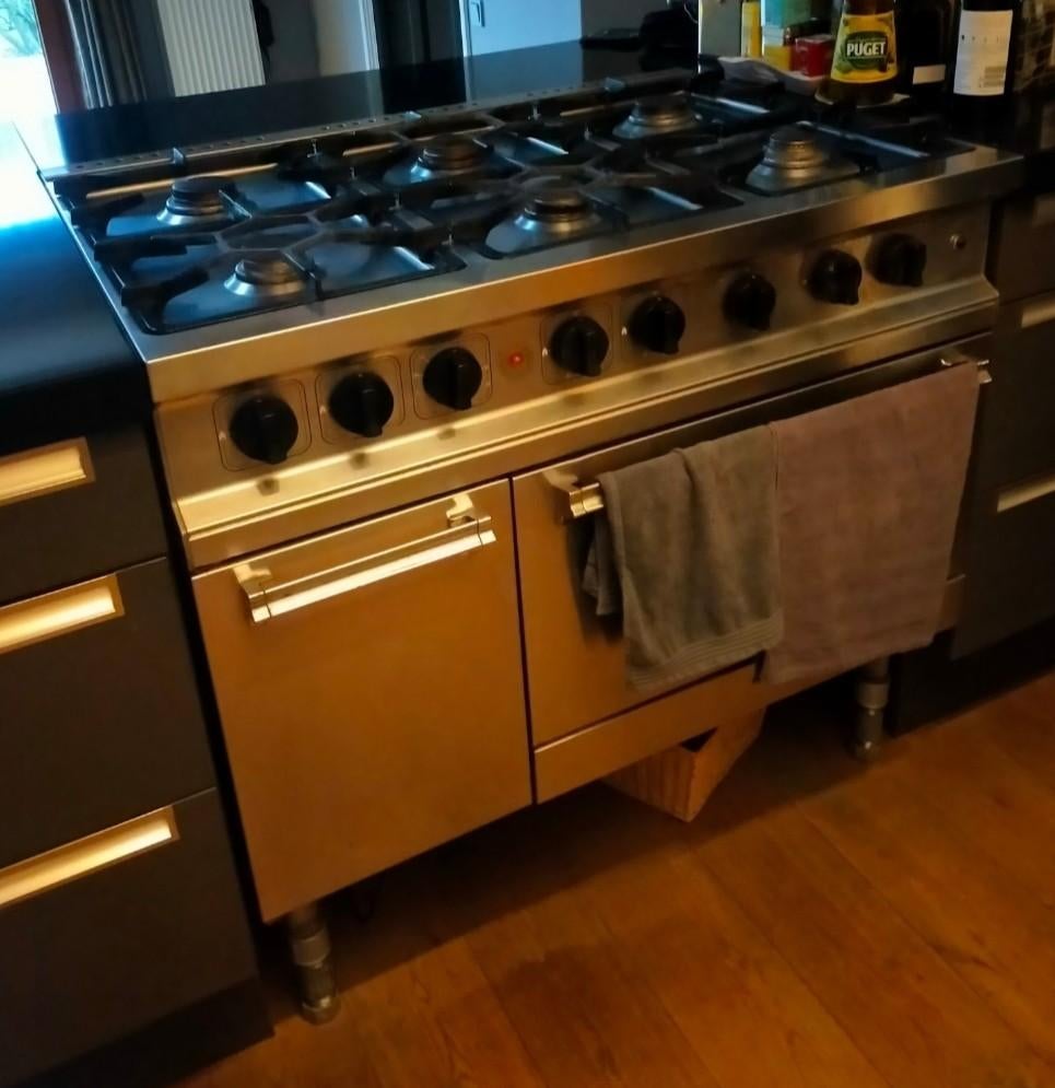 Professioneel Horeca 6-pits gasfornuis met oven, Ophalen, Gebruikt, 60 cm of meer, Gas