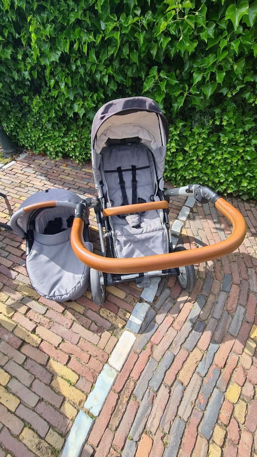 Mutsy evo kinderwagen met reiswieg, zitje en extra's, Ophalen, Gebruikt, Combiwagen, Mutsy