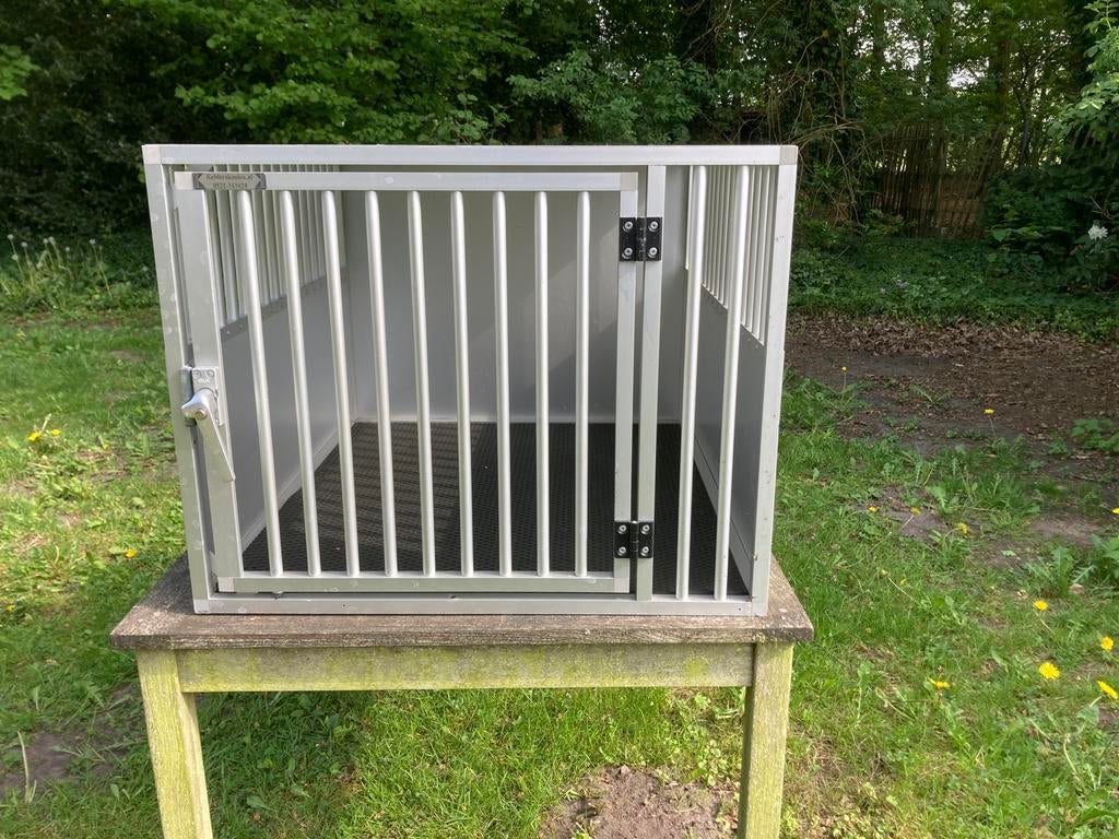 Honden kooi van Kelders Kooien in uitstekende staat., Ophalen, Minder dan 65 cm, Hondenhok, Zo goed als nieuw