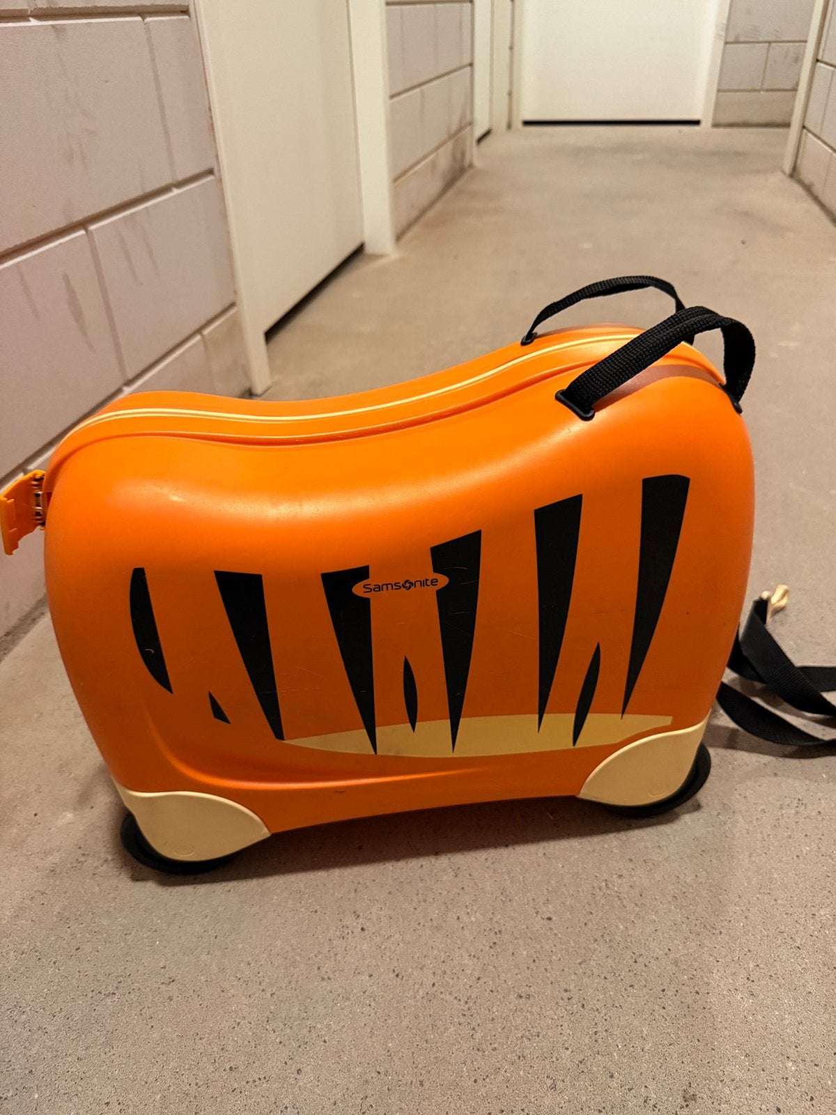 Kinderkoffer Samsonite, Sieraden, Tassen en Uiterlijk, Koffers, Gebruikt, 50 tot 60 cm, Hard kunststof, 35 tot 45 cm