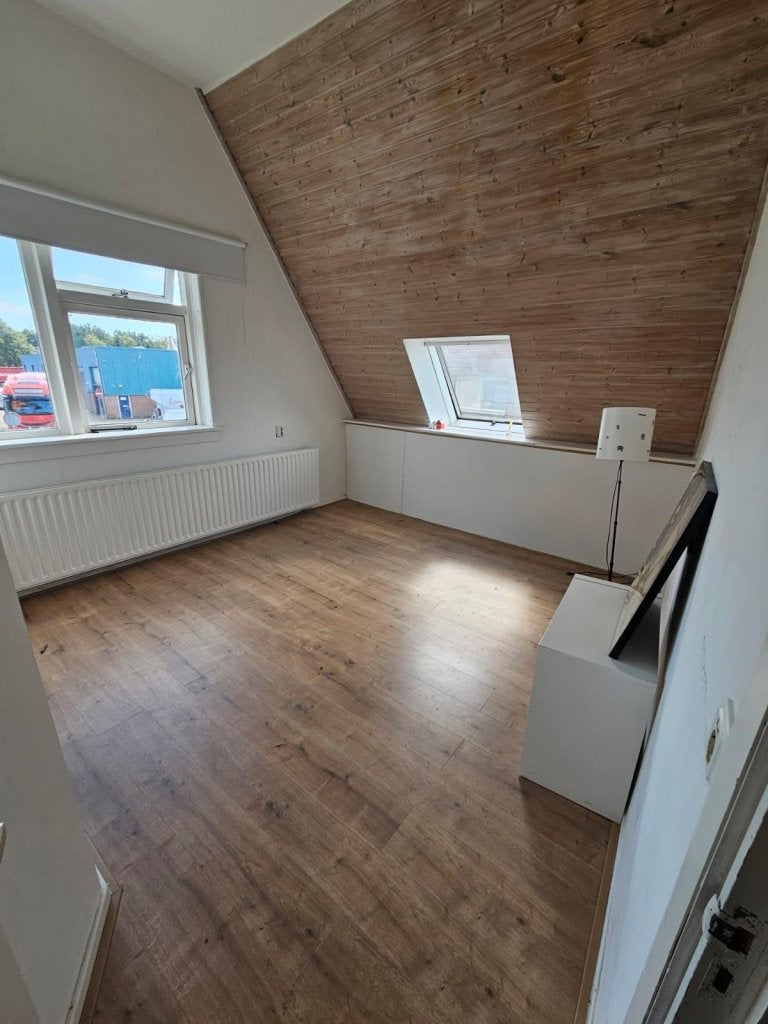 NIEUW! Woonruimte te huur De la Reylaan, Zeist