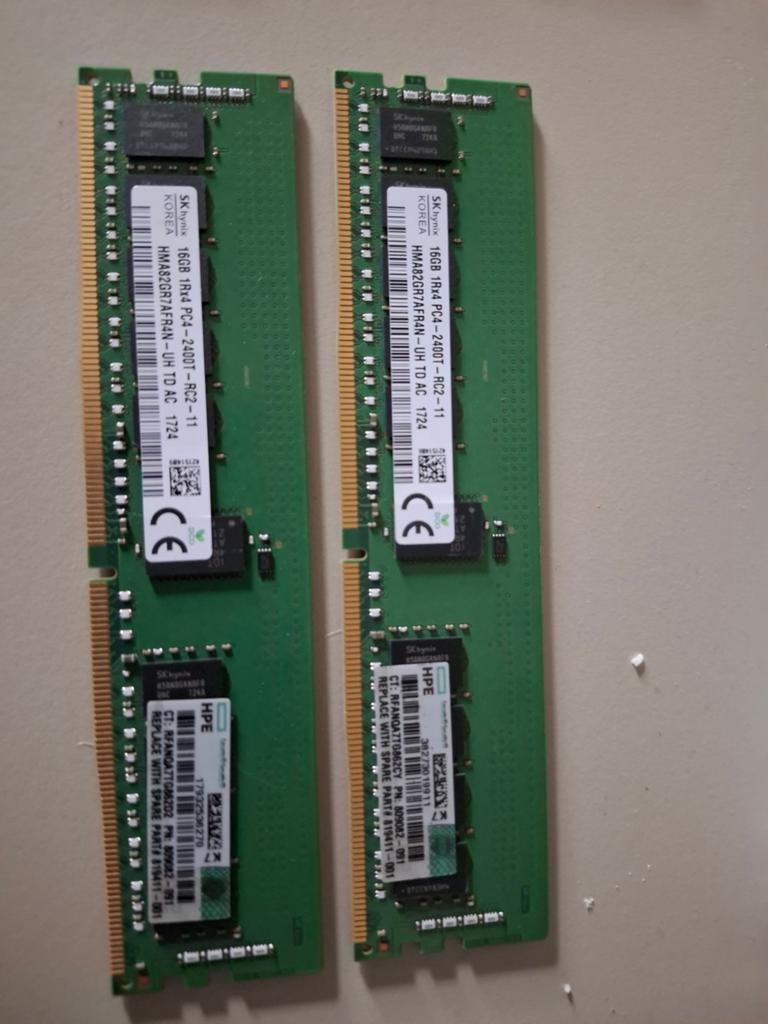 8x HPE 16GB DDR4 RAM 2400MHz (809082-091 / 819411-001), Computers en Software, Gebruikt, Server, DDR4, Ophalen of Verzenden