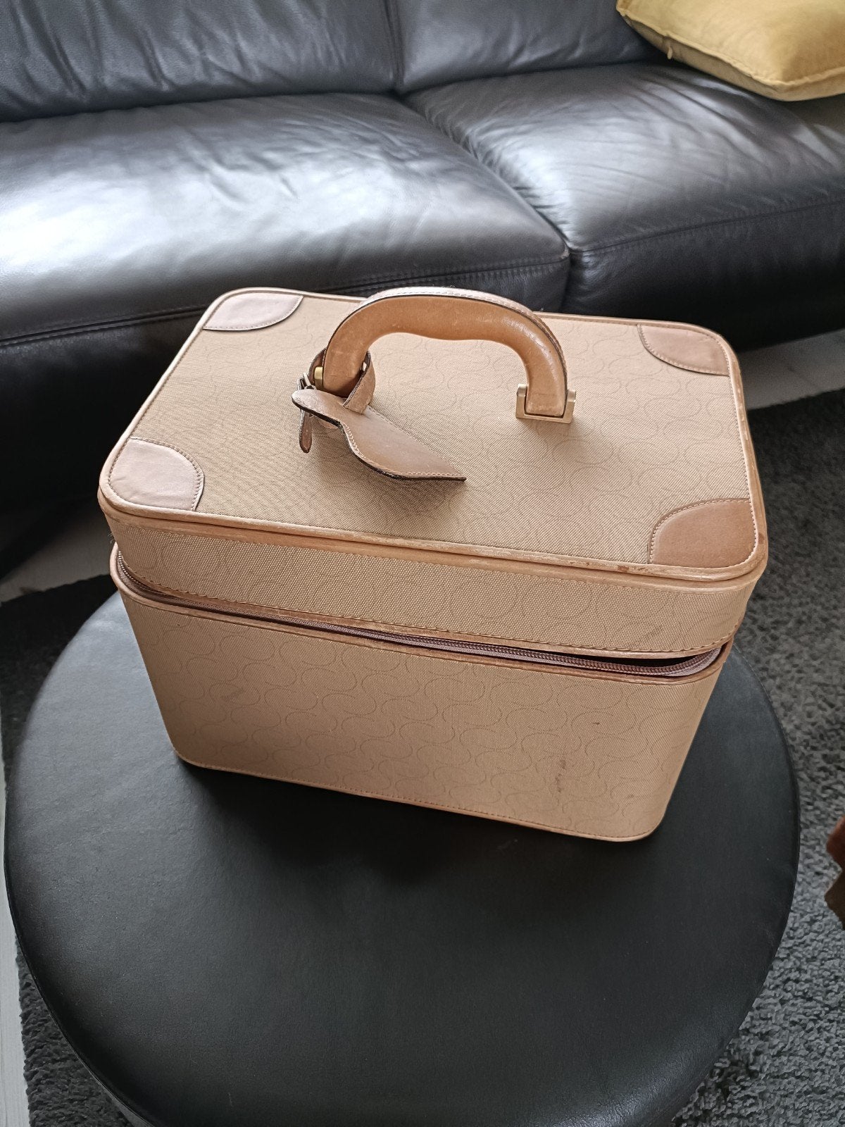 Vintage Bogner beauty case, Gebruikt, Beige, Met slot, Ophalen of Verzenden