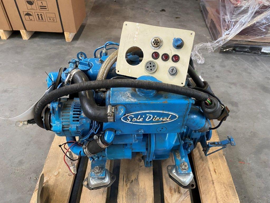 Mitsubishi Solé L2E 11 PK diesel marine motor met keerkoppe, Ophalen of Verzenden