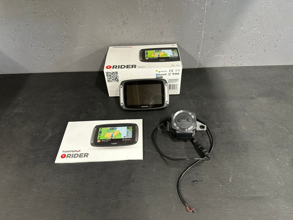 Diverse motornavigaties TomTom rider 550 Garmin Zumo 660 590, Ophalen of Verzenden, Zo goed als nieuw