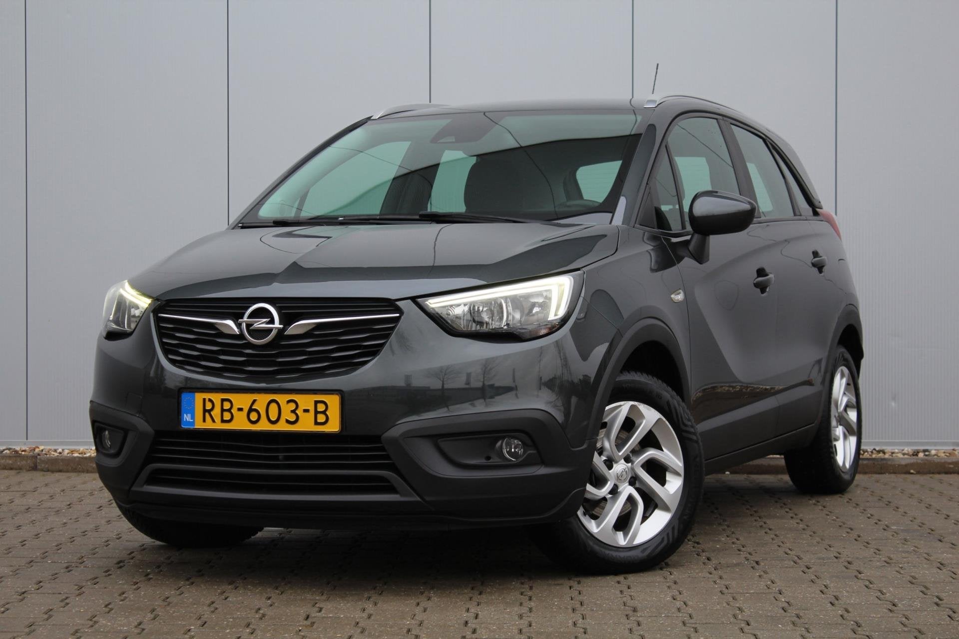 Opel Crossland X 1.2 Turbo Online Edition | Stoel / Stuurver, Auto's, Gebruikt, 1199 cc, 49 €/maand, Origineel Nederlands