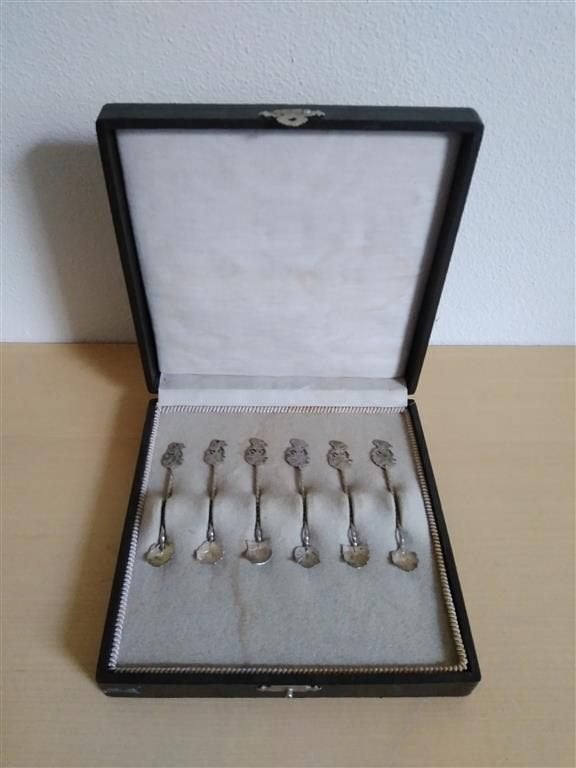 Doos met 6 zilveren wajang (thee) lepeltjes (800 gemerkt), Ophalen of Verzenden, Zilver