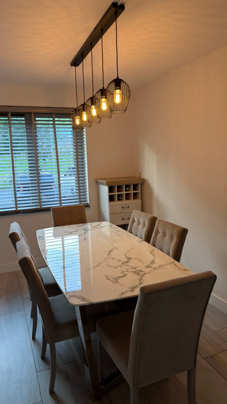 Luxury Marble dining table, Ophalen, Overige materialen, Luxurious Marble Table, 50 tot 100 cm