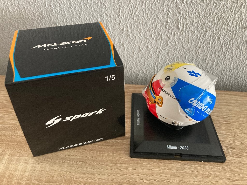 Lando Norris 1:5 helm Miami GP 2023 Mclaren F1 1/5, Ophalen of Verzenden, Nieuw, Formule 1