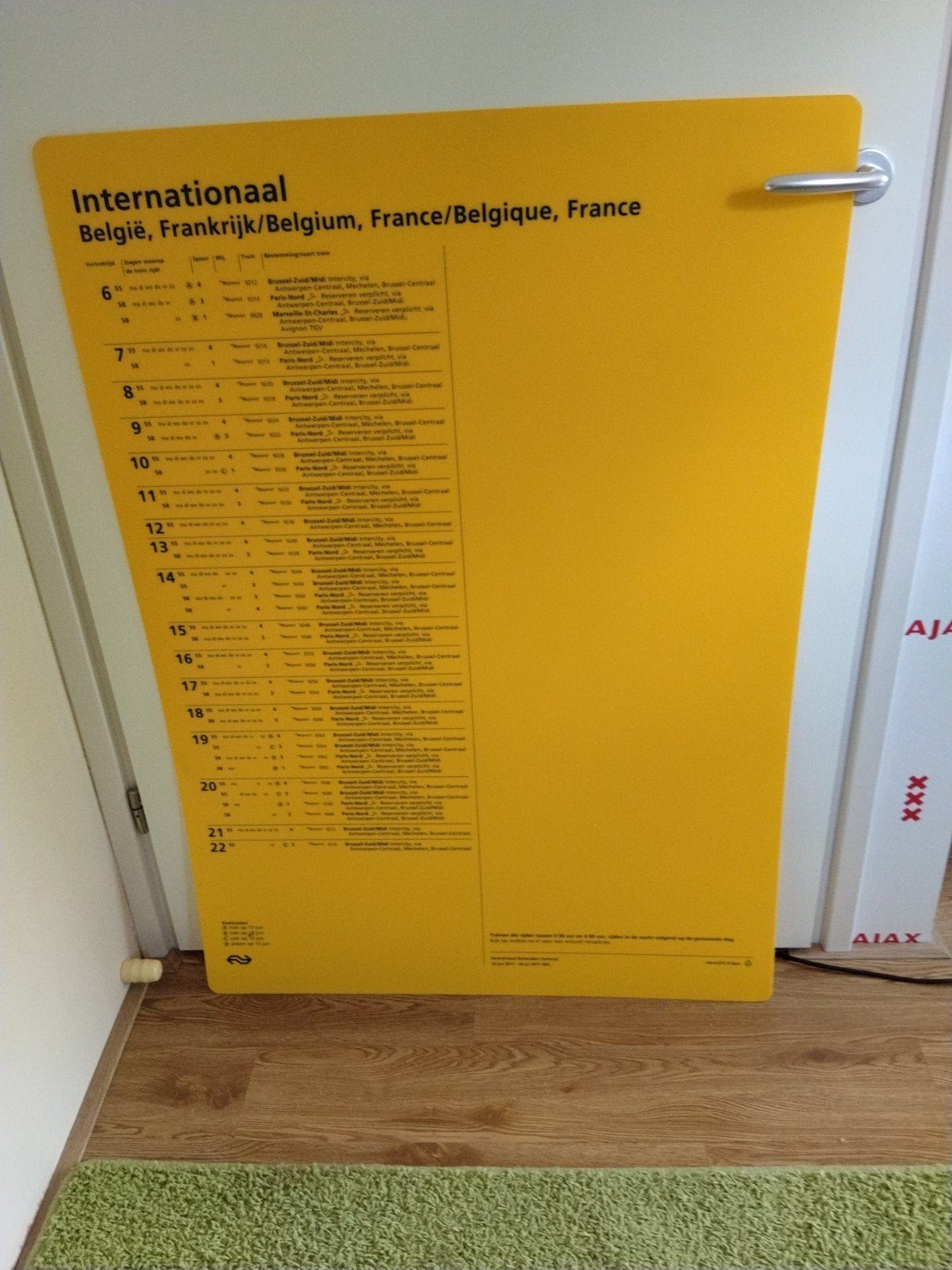 Stationsbord internationale trein Brussel Pari, Ophalen, Trein, Overige typen