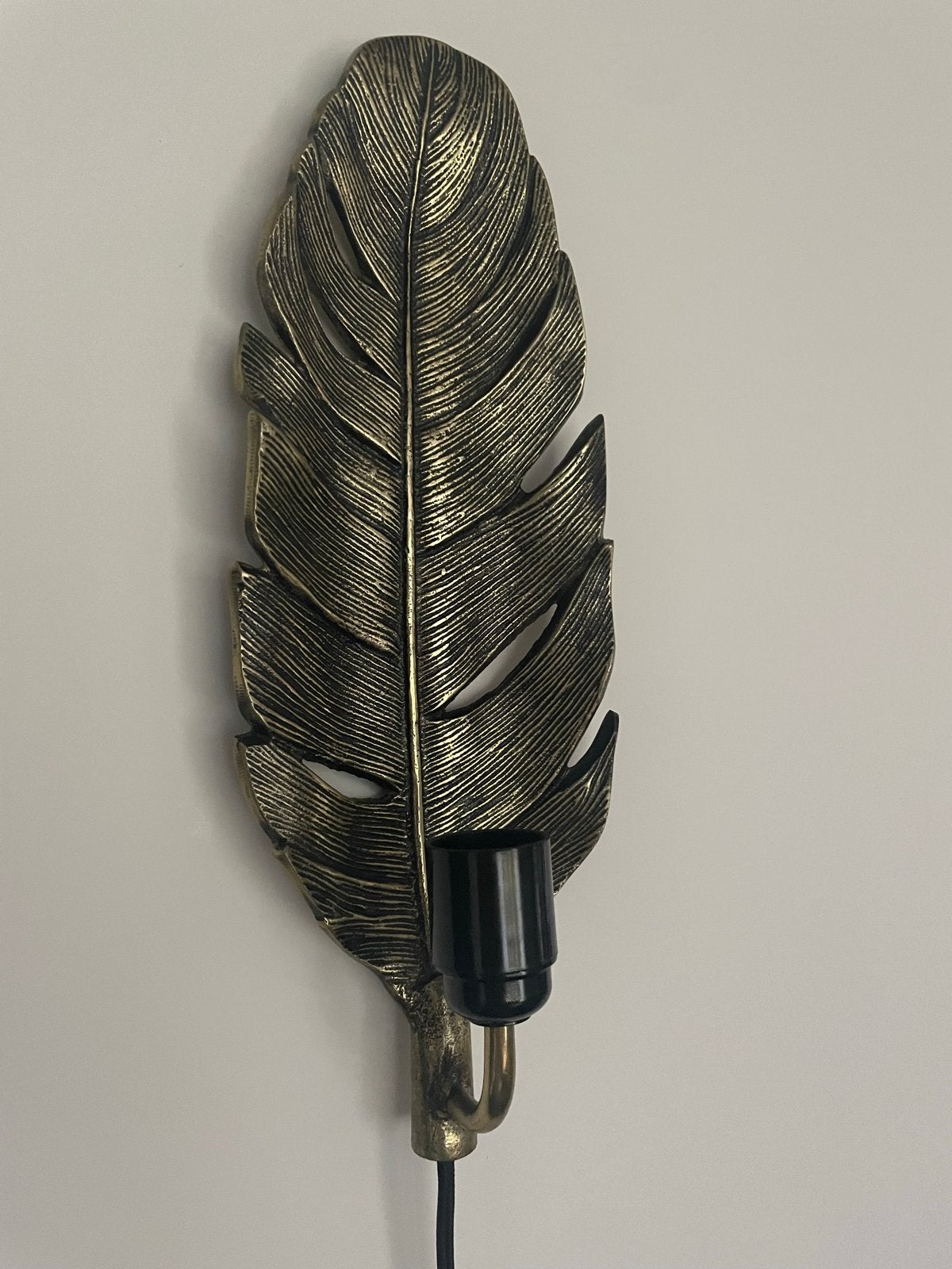 Gouden wandlamp in de vorm van een veer, Zo goed als nieuw, Metaal, Wandlamp, E27 (groot)