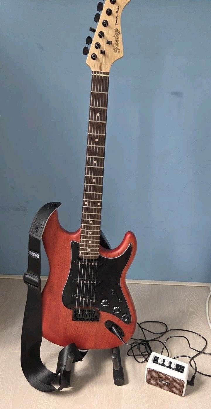 Complete Fazley Elektrische Gitaar Starterset (Mat Rood), Ophalen, Zo goed als nieuw, Solid body, Overige merken