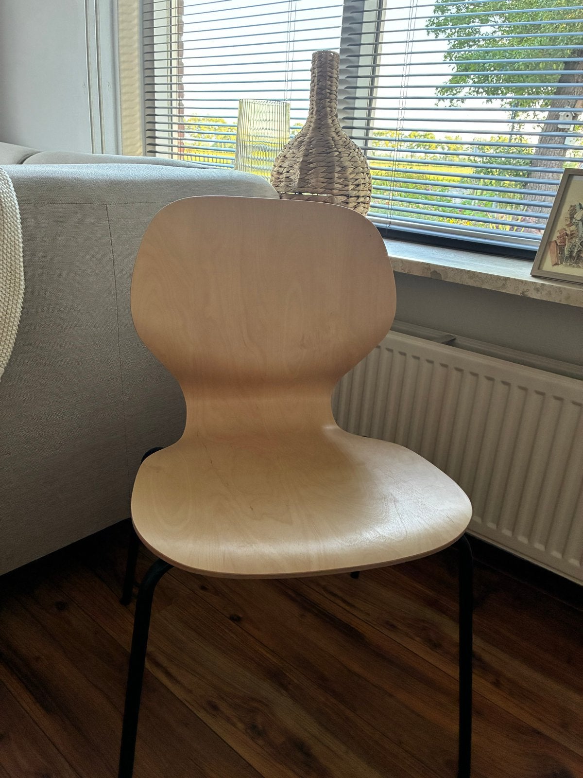Twee onbeschadigde IKEA stoelen, Huis en Inrichting, Stoelen, Ophalen, Twee, Overige kleuren, Zo goed als nieuw