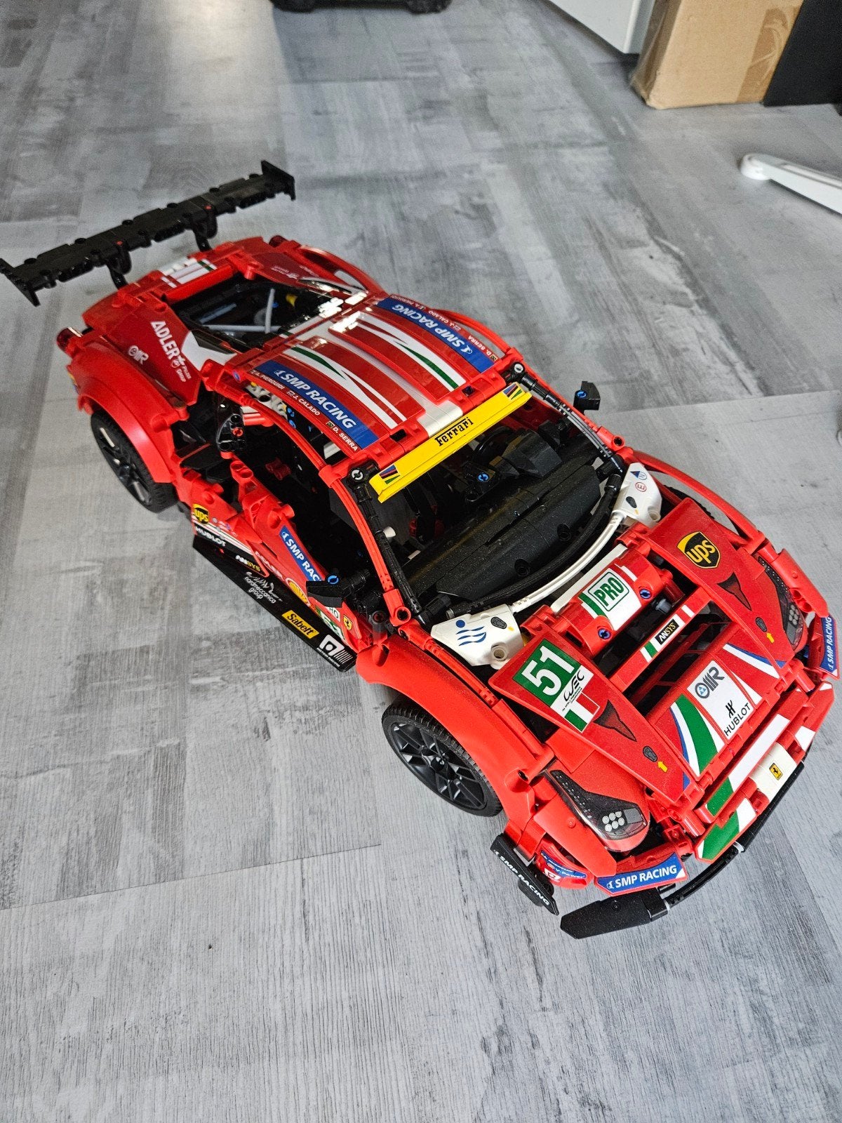 Ferrari 488 GTE, Ophalen, Lego, Zo goed als nieuw, Complete set