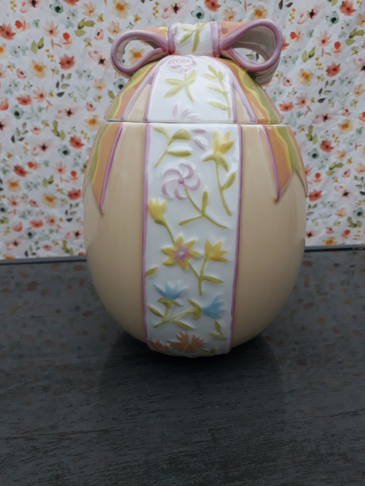 Villeroy & Boch Paasdecoratie Ei - Lente Collectie, Meerkleurig, Ophalen of Verzenden, Steen/keramiek, Klassiek