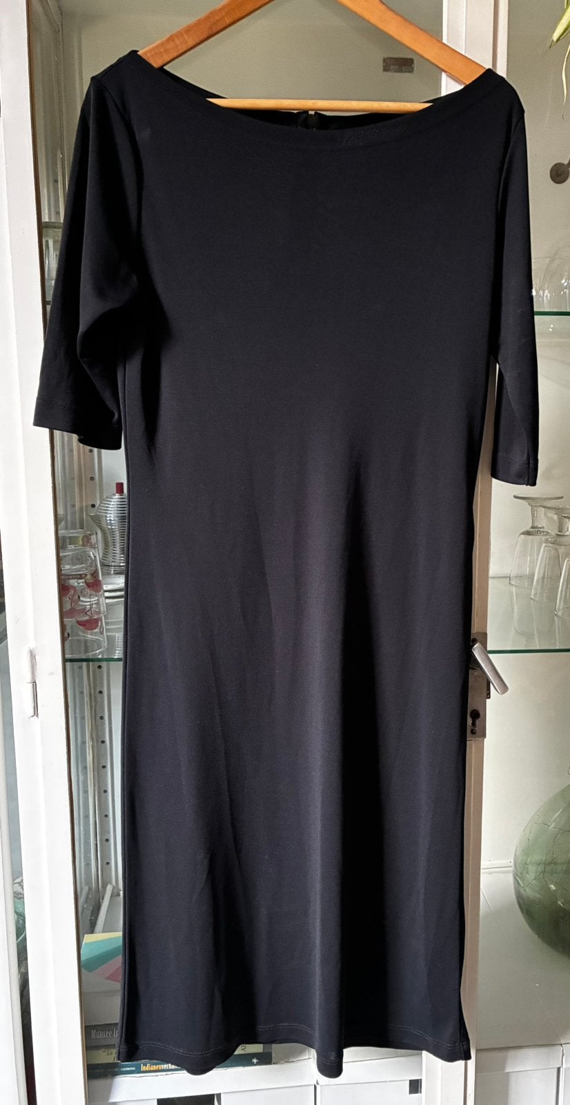 Turnover L zwarte jurk met boothals afkledend, Kleding | Dames, Zwart, Maat 42/44 (L), Ophalen of Verzenden, Zo goed als nieuw