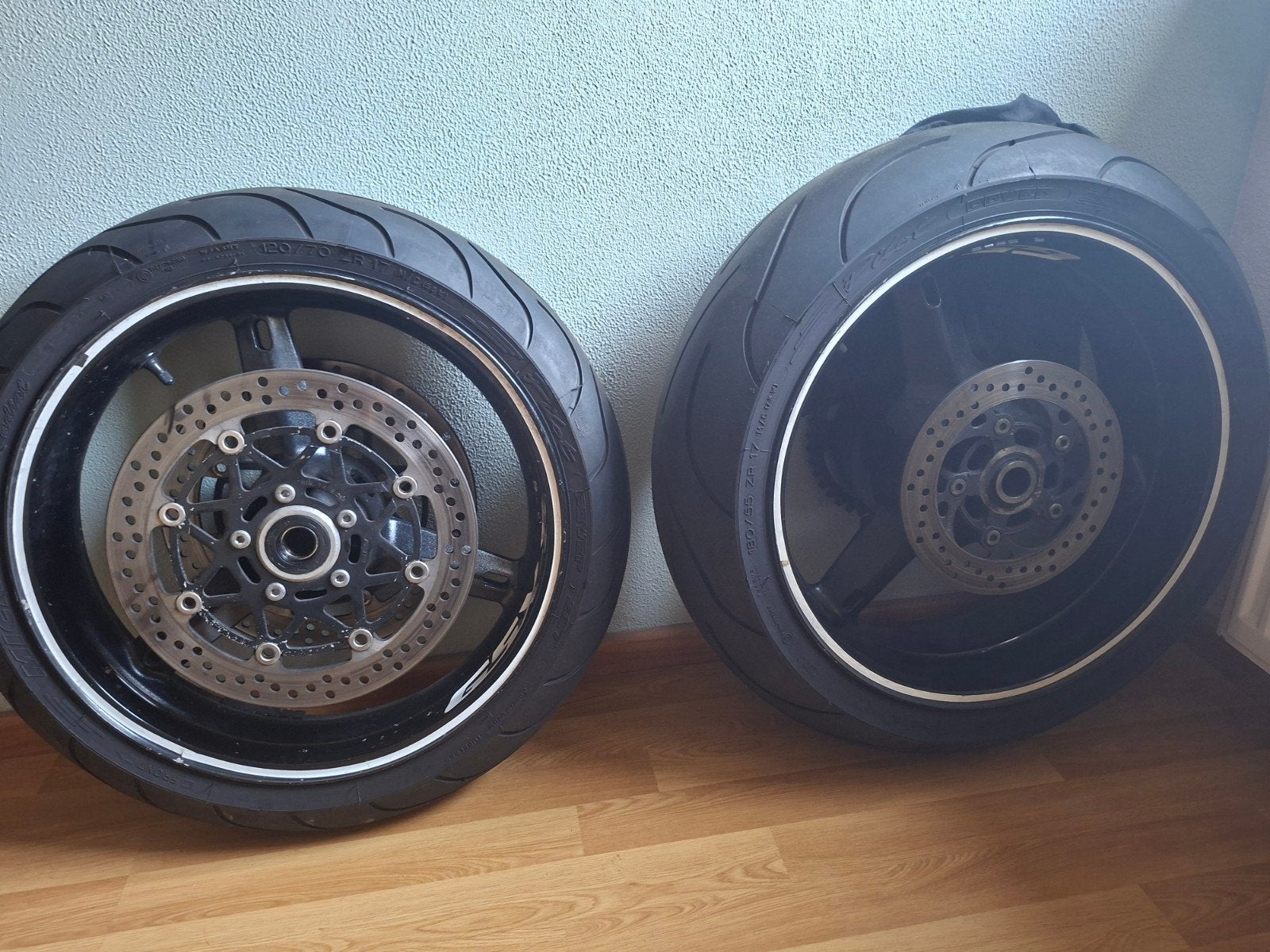 Suzuki GSXR1000 K3 k4 velgenset velgen michelin banden, Motoren, Ophalen