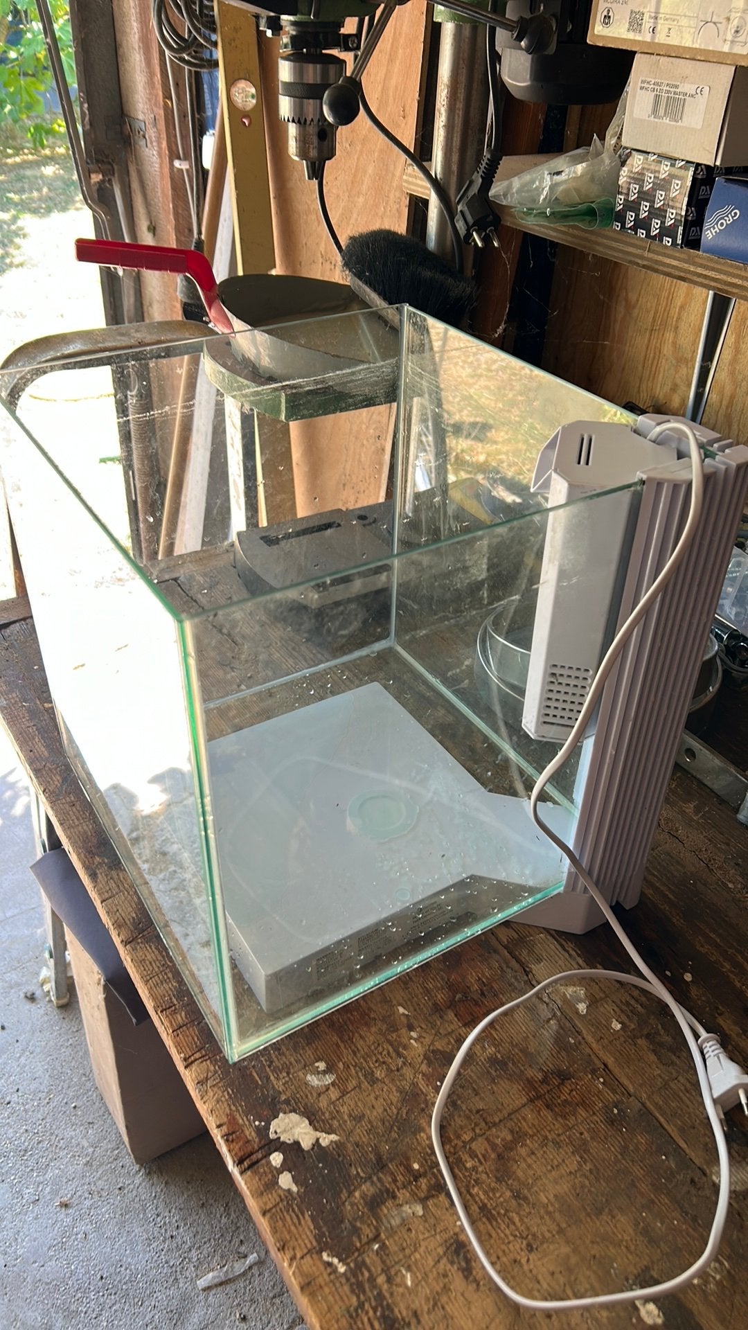 Aquarium met pomp, Ophalen, Gebruikt