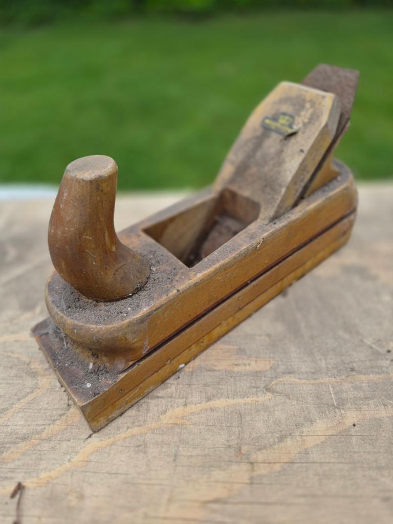 Antieke houten blokschaaf met hoorn (restauratieproject / de, Antiek en Kunst, Antiek | Gereedschap en Instrumenten, Ophalen of Verzenden