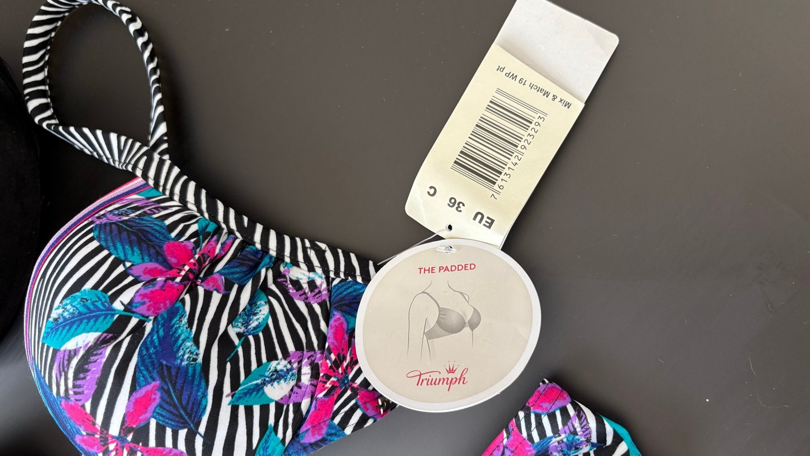 Triumph Bikini Set 36B of 36C/XS - Nieuw met labels, Verzenden, Nieuw, Meerkleurig, Bikini