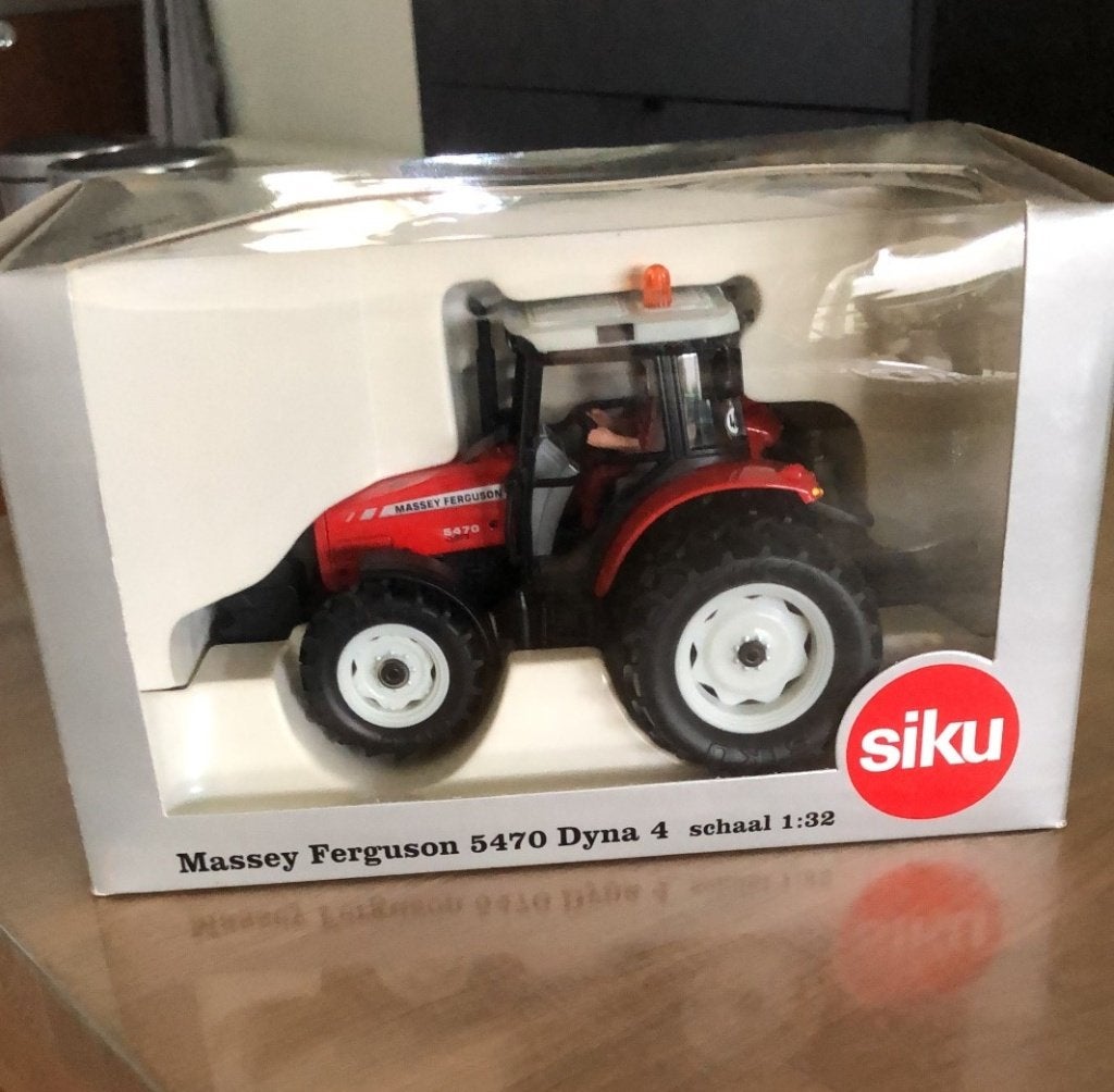 MF 5470 Dyna 4 van Siku, Ophalen, Nieuw, Tractor of Landbouw, SIKU