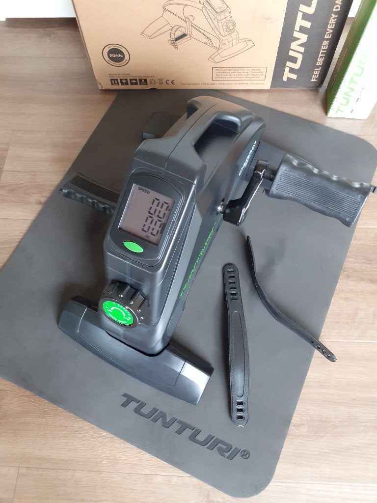 TUNTURI M35 STOELFIETS, Ophalen of Verzenden, Zo goed als nieuw, Benen, Hometrainer